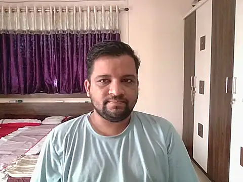 Snapshot of dhruv_love chatting on 09-17-25, 04:14 dhruv love online show from 09-17-25, 04:14