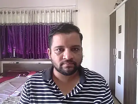 Snapshot of dhruv_love chatting on 09-24-25, 04:27 dhruv love online show from 09-24-25, 04:27