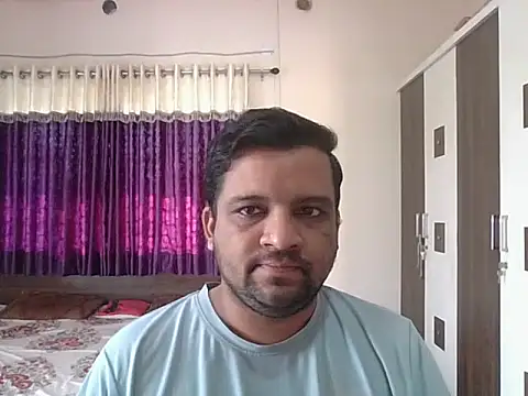 Snapshot of dhruv_love chatting on 10-14-25, 04:13 dhruv love online show from 10-14-25, 04:13