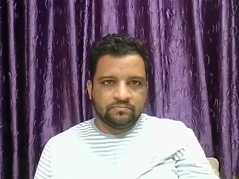 Snapshot of dhruv_love chatting on 11-02-25, 05:48 dhruv love online show from 11-02-25, 05:48