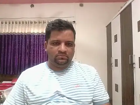 Snapshot of dhruv_love chatting on 04-29-26, 11:58 dhruv love online show from 04-29-26, 11:58