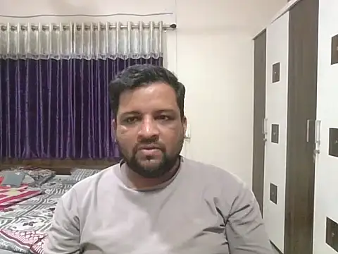 Snapshot of dhruv_love chatting on 05-15-26, 04:25 dhruv love online show from 05-15-26, 04:25
