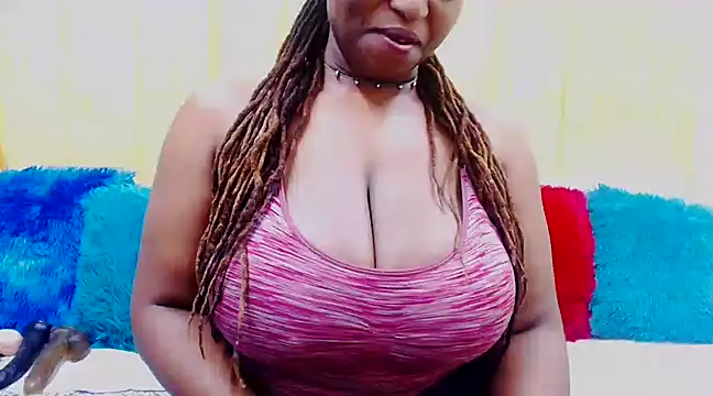 Snapshot of Bustydiva88 chatting on 01-17-25, 09:39 Bustydiva88 online show from 01-17-25, 09:39