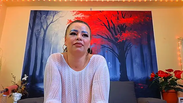 Snapshot of ElizabethEven chatting on 01-28-25, 11:28 ElizabethEven online show from 01-28-25, 11:28