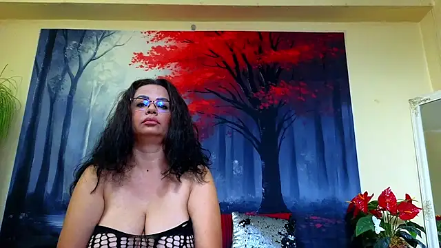 Snapshot of ElizabethEven chatting on 09-25-25, 08:23 ElizabethEven online show from 09-25-25, 08:23
