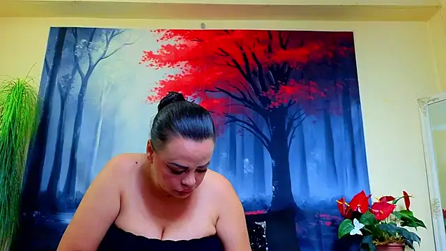 Snapshot of ElizabethEven chatting on 10-21-25, 01:39 ElizabethEven online show from 10-21-25, 01:39