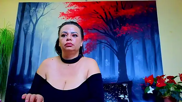 ElizabethEven online show from 11-04-25, 04:55