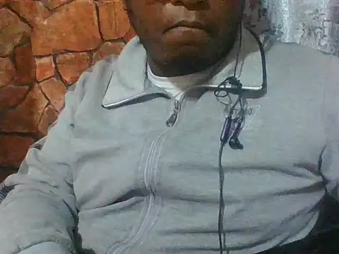 Snapshot of honeyswit chatting on 02-16-26, 07:54 honeyswit online show from 02-16-26, 07:54