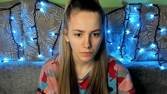 MaggieCake online show from 01-30-25, 05:30