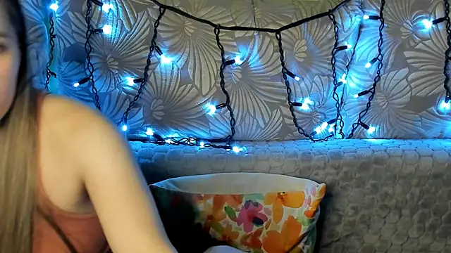 MaggieCake online show from 02-15-25, 01:21