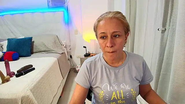 Naty Stone online show from 06-09-26, 09:26