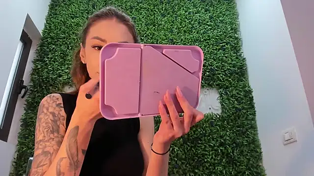 realhotfallingdevil online show from 04-29-26, 05:00