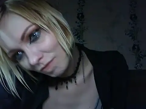 WildMissNiks online show from 06-30-26, 07:09