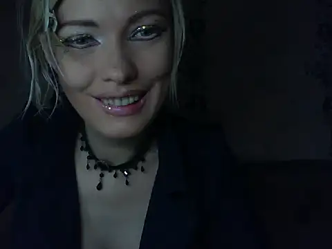 WildMissNiks online show from 07-30-26, 07:18