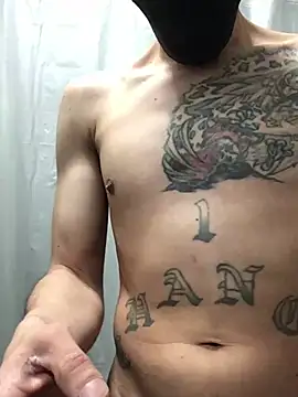 Snapshot of 69RIPsta69 chatting on 01-27-25, 07:24 69RIPsta69 online show from 01-27-25, 07:24