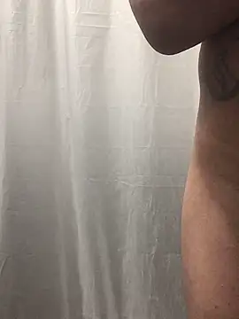 Snapshot of 69RIPsta69 chatting on 10-10-25, 03:27 69RIPsta69 online show from 10-10-25, 03:27