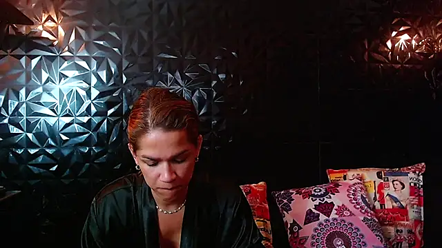 PINK  LOLA1 online show from 11-29-25, 12:57