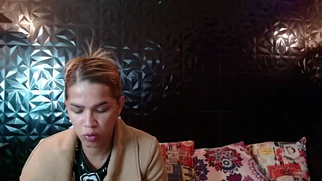 PINK  LOLA1 online show from 06-10-26, 11:57