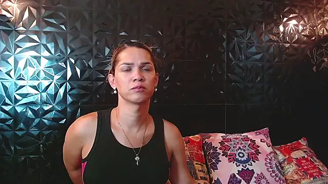 PINK  LOLA1 online show from 06-25-26, 10:47