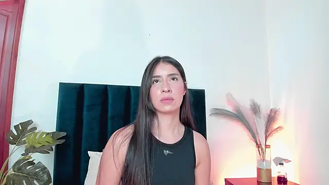 Christy Sea online show from 10-16-25, 06:20