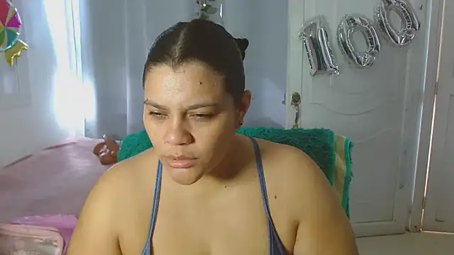 Snapshot of Selenna01 chatting on 09-22-25, 01:13 Selenna01 online show from 09-22-25, 01:13
