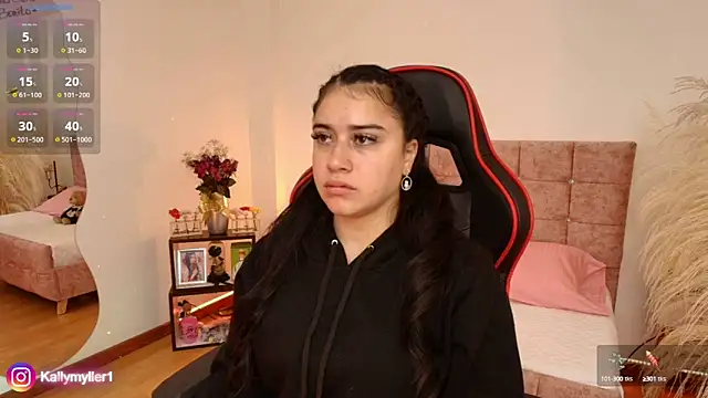 Snapshot of KallyMyller1 chatting on 12-09-24, 07:39 KallyMyller1 online show from 12-09-24, 07:39