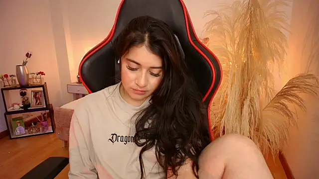 Snapshot of KallyMyller1 chatting on 03-12-25, 10:50 KallyMyller1 online show from 03-12-25, 10:50