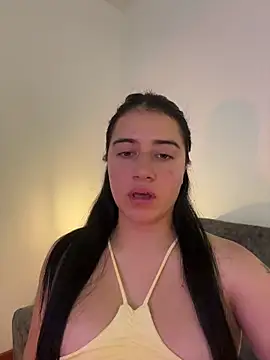 Snapshot of KallyMyller1 chatting on 04-28-26, 07:41 KallyMyller1 online show from 04-28-26, 07:41