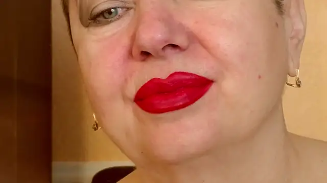 LadyPosh online show from 01-15-26, 08:41