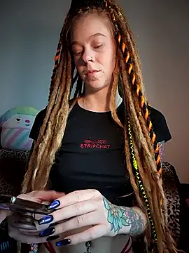 LucidLucy online show from 11-02-25, 12:51