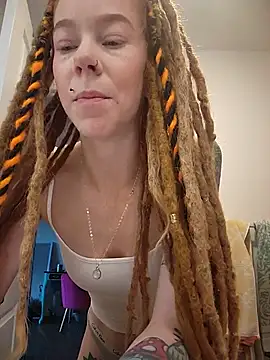 LucidLucy online show from 11-04-25, 12:59