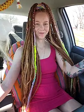 LucidLucy online show from 04-27-26, 02:48