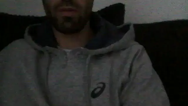 Snapshot of juju156111 chatting on 11-06-25, 08:26 juju156111 online show from 11-06-25, 08:26