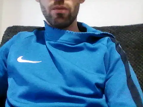 Snapshot of juju156111 chatting on 01-10-26, 12:40 juju156111 online show from 01-10-26, 12:40