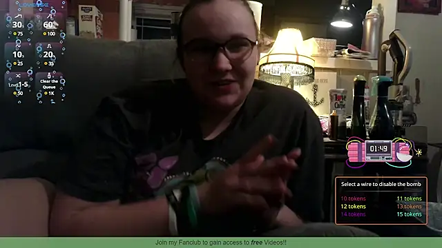 Snapshot of ZeTurtleMaster chatting on 02-26-25, 12:27 ZeTurtleMaster online show from 02-26-25, 12:27