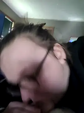 Snapshot of ZeTurtleMaster chatting on 03-18-25, 09:43 ZeTurtleMaster online show from 03-18-25, 09:43