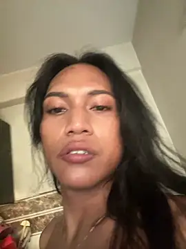 Snapshot of DarlingJenny22 chatting on 05-16-26, 10:23 DarlingJenny22 online show from 05-16-26, 10:23