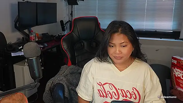 Bubbleliyah online show from 11-12-25, 02:28