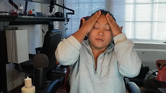 Bubbleliyah online show from 02-02-26, 01:43