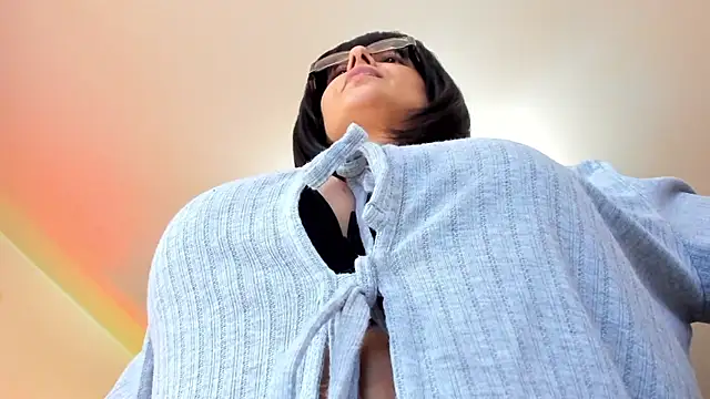 Snapshot of VICE_MASTERS chatting on 02-12-25, 01:52 VICE MASTERS online show from 02-12-25, 01:52