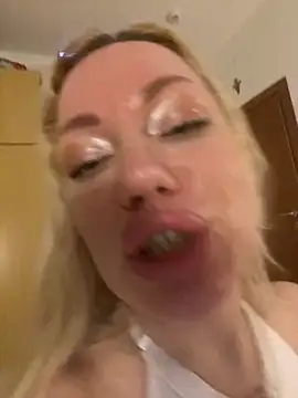 SofiaJoy online show from 03-19-25, 10:42