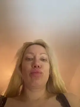 SofiaJoy online show from 10-27-25, 08:46