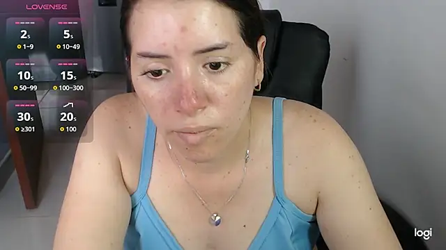 Snapshot of spicey_latina chatting on 05-05-26, 04:59 spicey latina online show from 05-05-26, 04:59