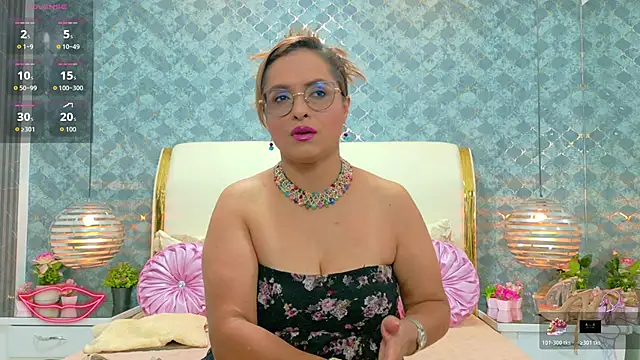 MarilynVega1 online show from 11-12-25, 08:52