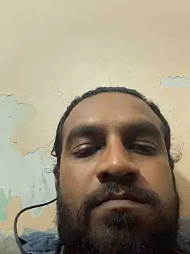 Snapshot of Rocky_1907 chatting on 02-14-25, 08:37 Rocky 1907 online show from 02-14-25, 08:37