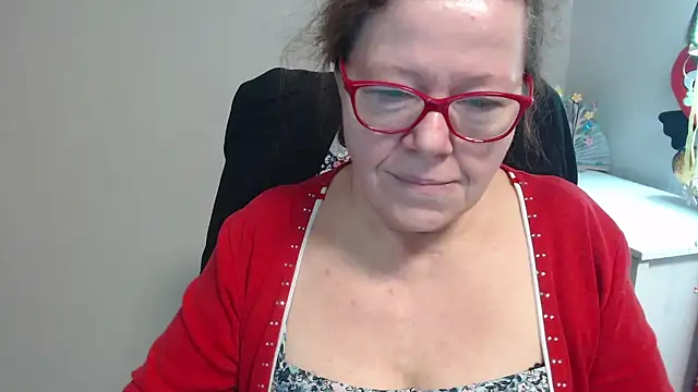 Adelewildx online show from 02-18-25, 05:31