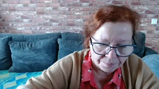 Adelewildx online show from 11-15-25, 12:02