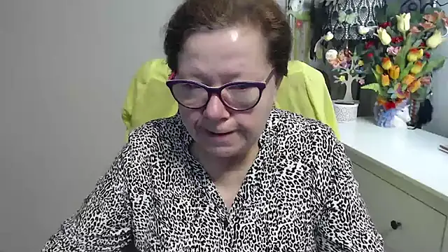 Adelewildx online show from 03-10-26, 04:28