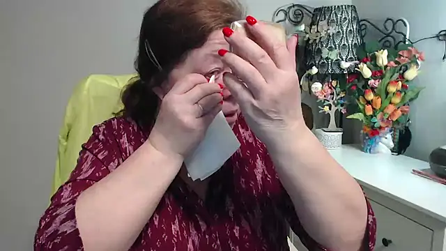 Adelewildx online show from 03-24-26, 04:17