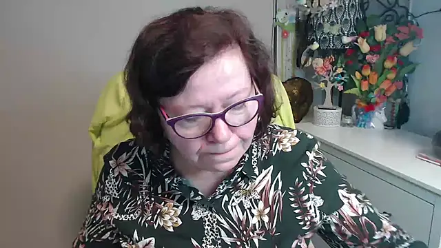 Adelewildx online show from 04-01-26, 03:51